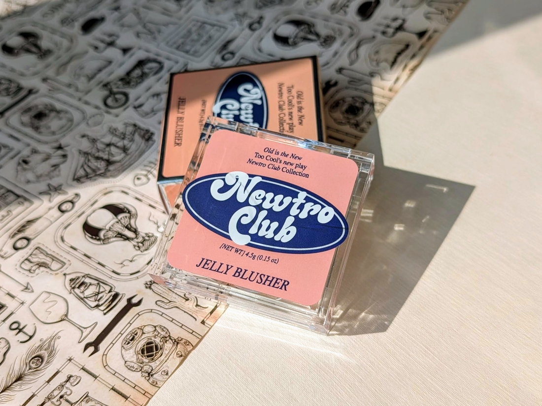 Too Cool For School Newtro Club Jelly Blusher #01 Hype Up