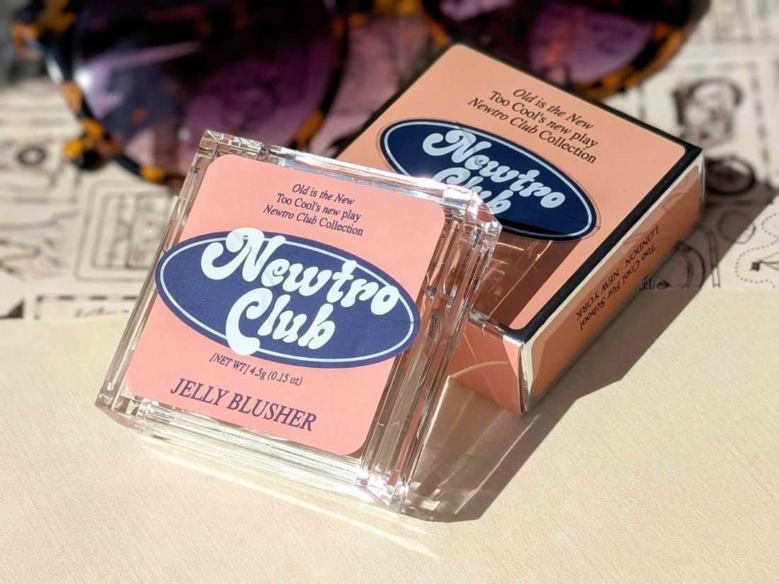 Too Cool For School Newtro Club Jelly Blusher #01 Hype Up