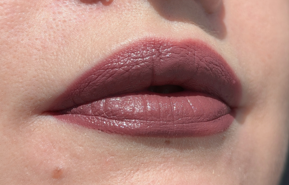 MAC MACximal Matte Lipstick Soar, плотный слой, солнце