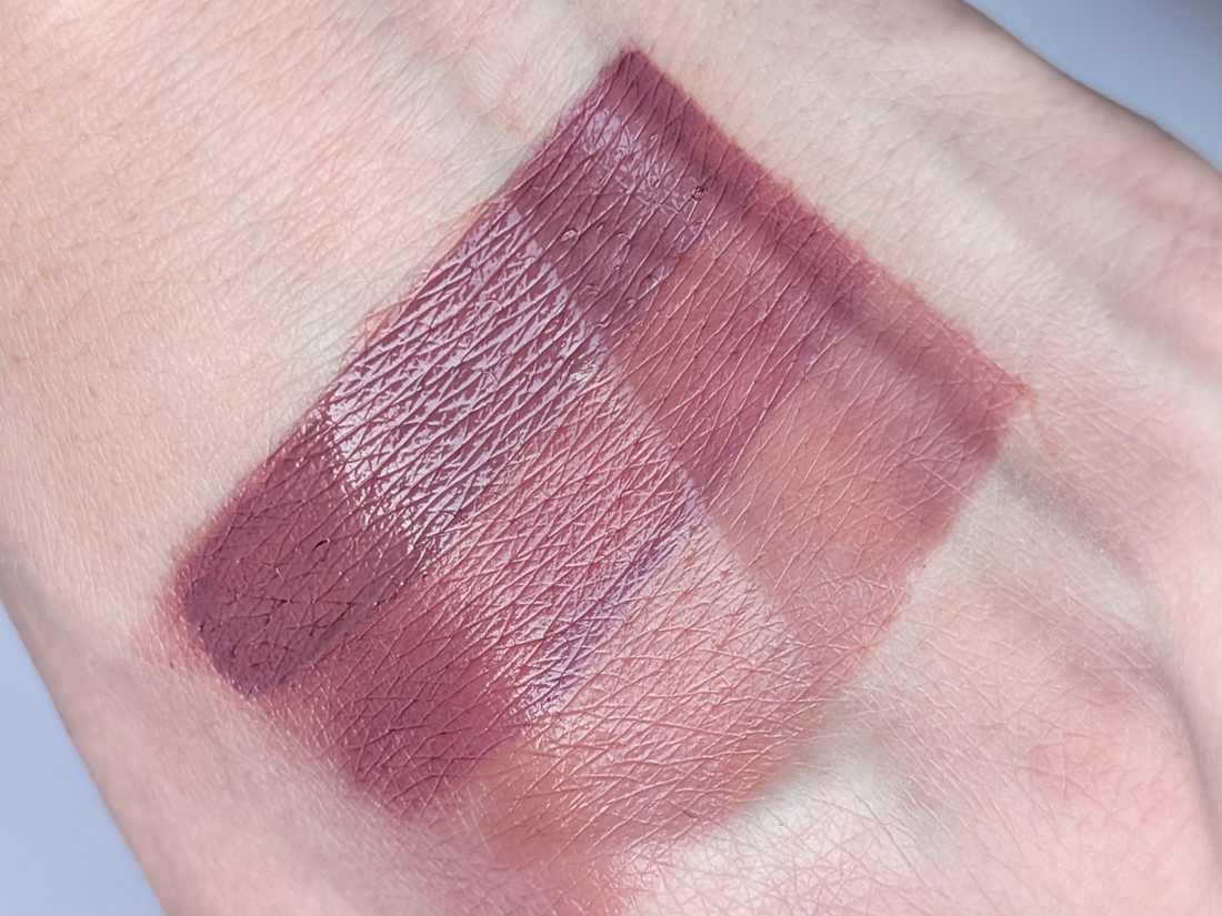 Chupa Chups Blueberry Yogurt, 2 слоя/1слой/растушёвка пальцем, дневной свет