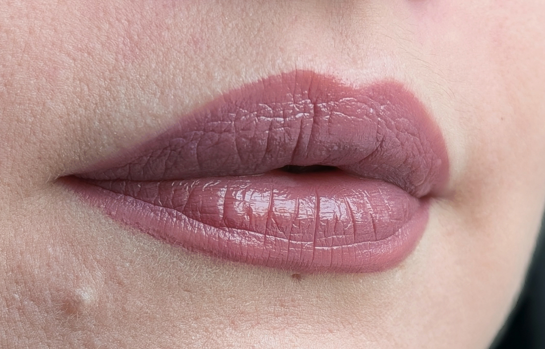 Chupa Chups Blueberry Yogurt, один слой, дневной свет