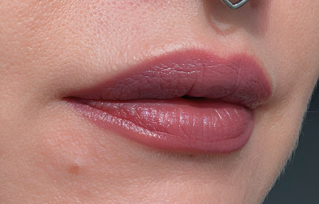 Chupa Chups Blueberry Yogurt, один слой, солнечный свет