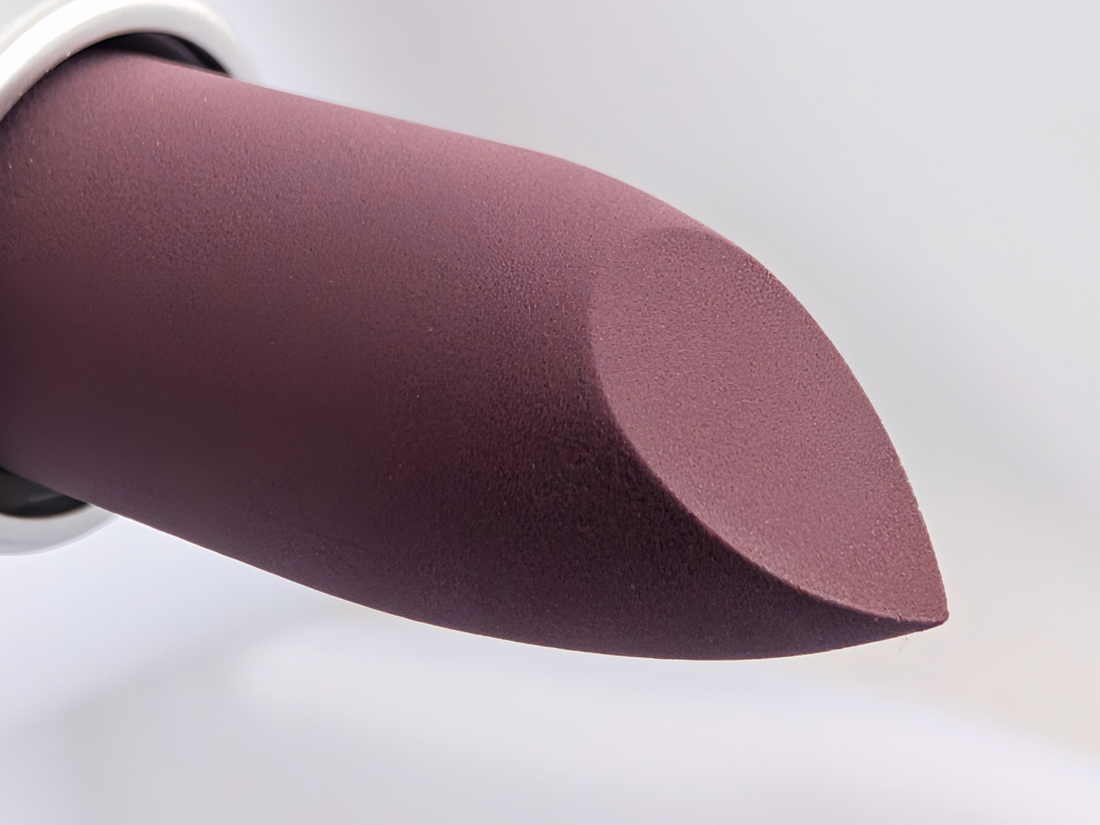 MAC Powder Kiss Lipstick 932 Kinda Soar-ta