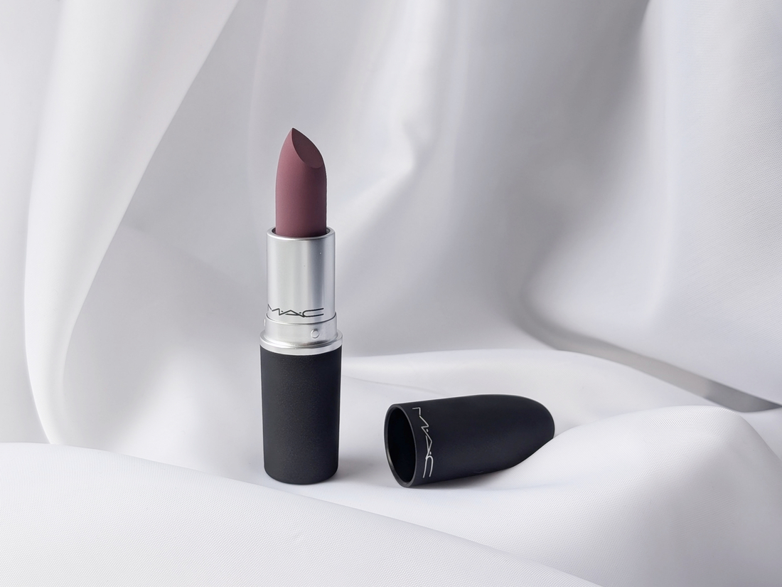 MAC Powder Kiss Lipstick 932 Kinda Soar-ta