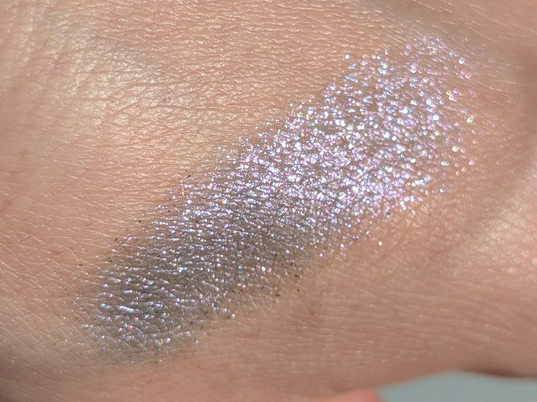 Ne Blednaya Magic Dust Lilac Silver, плотный слой, мягое солнце