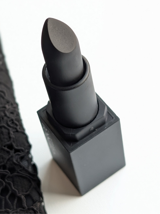 Catrice Mystic Forest Lipstick C01 Deepest Secret