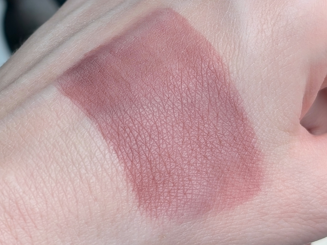 Laka Fruity Glam Tint 123 Unsweet Berry, тинт после удаления салфеткой