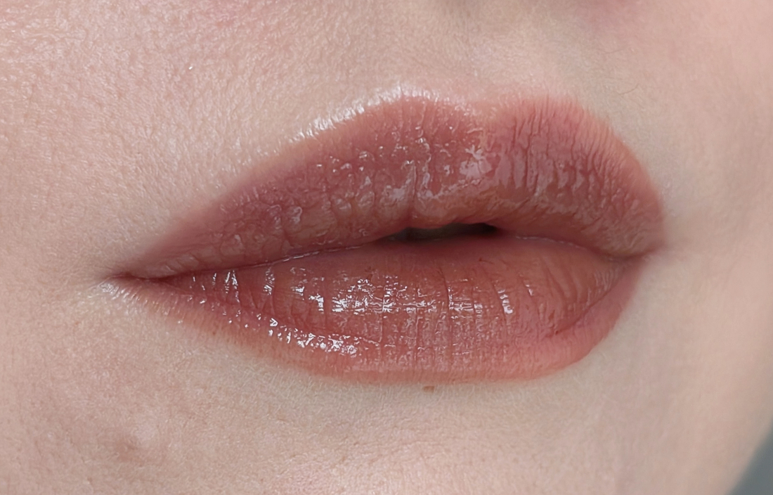 Laka Fruity Glam Tint 121 Ash Nut, спустя 1,5 часа