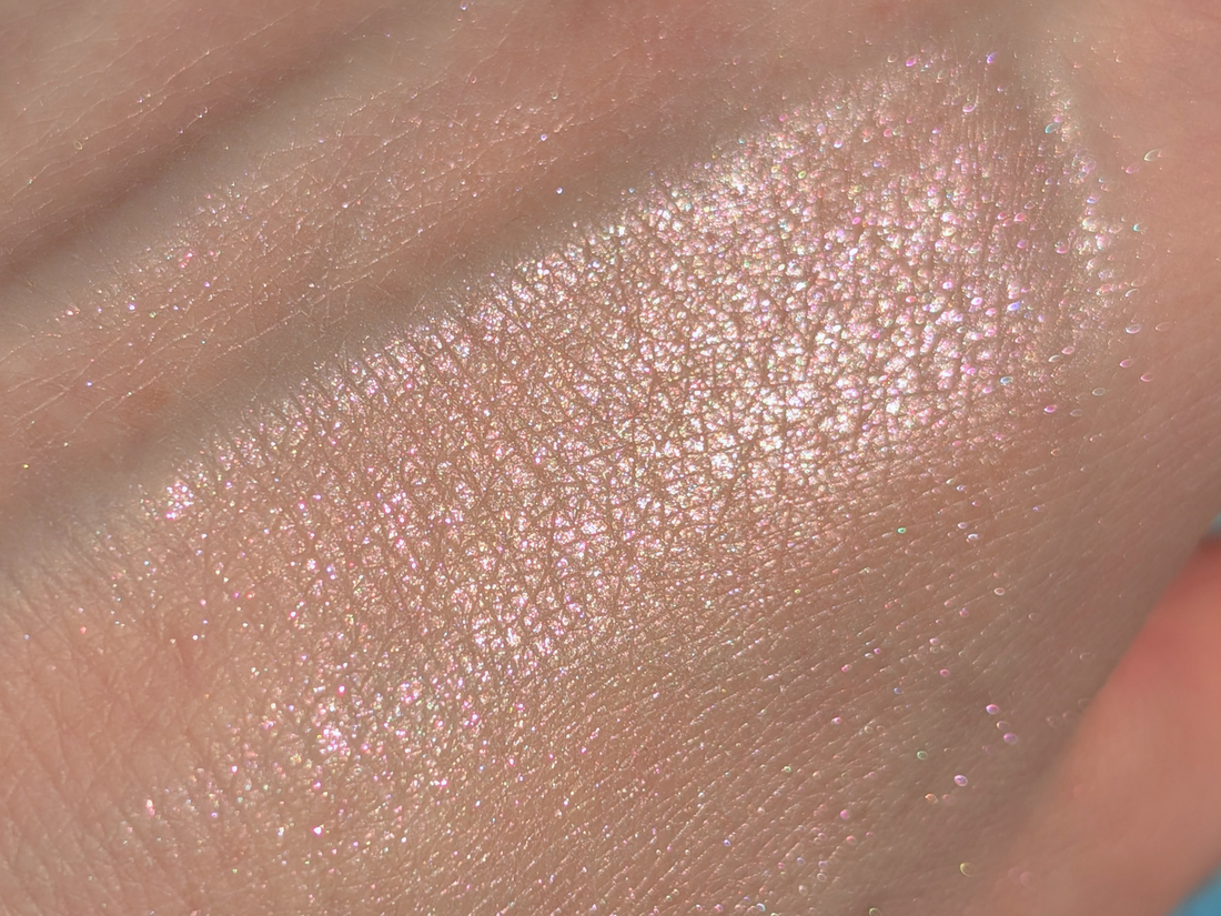 Colorgram Milk Bling Heartlighter 02 Pink Heart, солнце