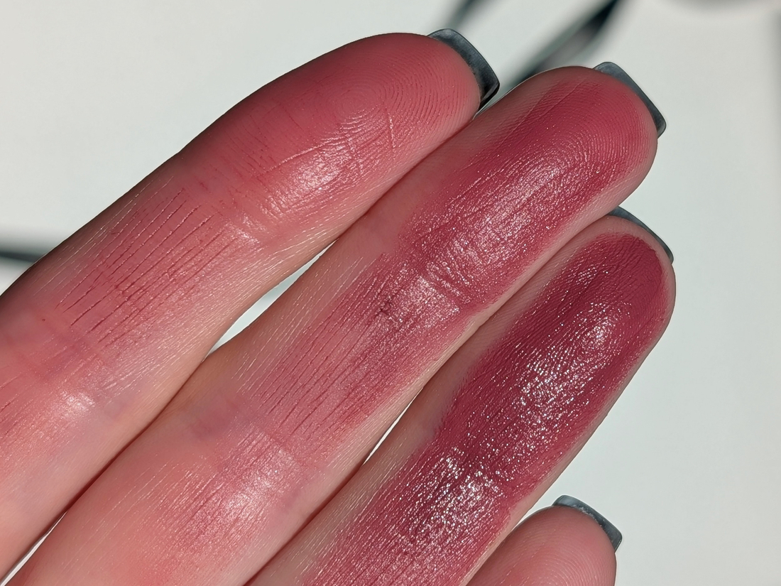 Laka Bulky Matte Lipstick 410 Bold Berry, растушёвана/1слой/наслоила, солнце