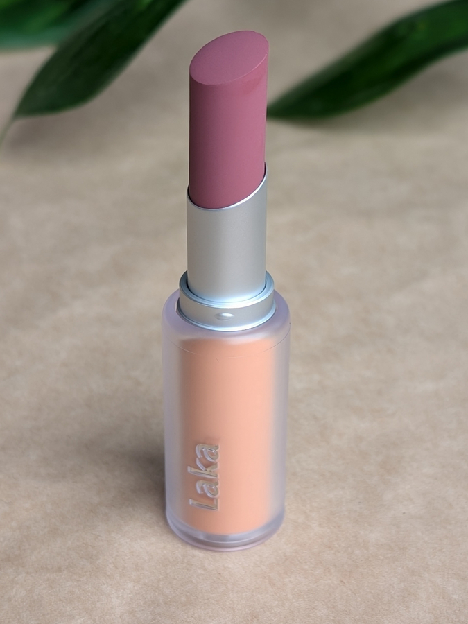 Laka Bulky Matte Lipstick 410 Bold Berry