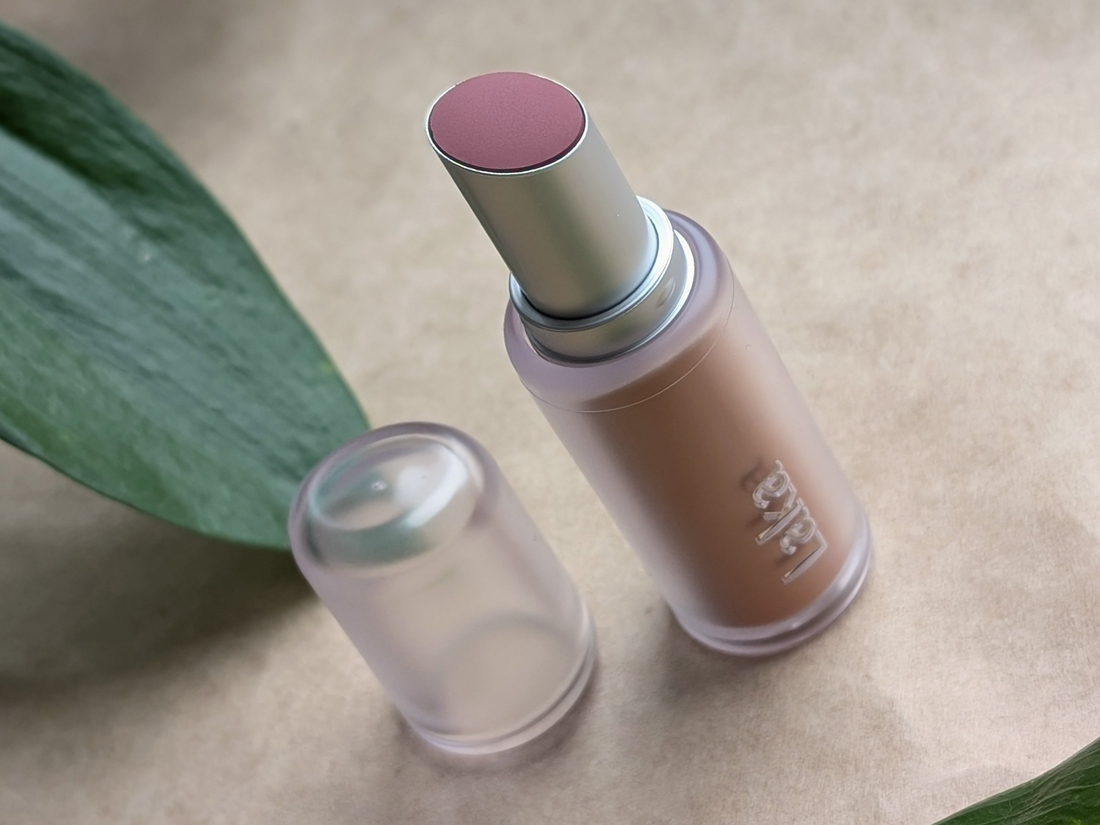 Laka Bulky Matte Lipstick 410 Bold Berry