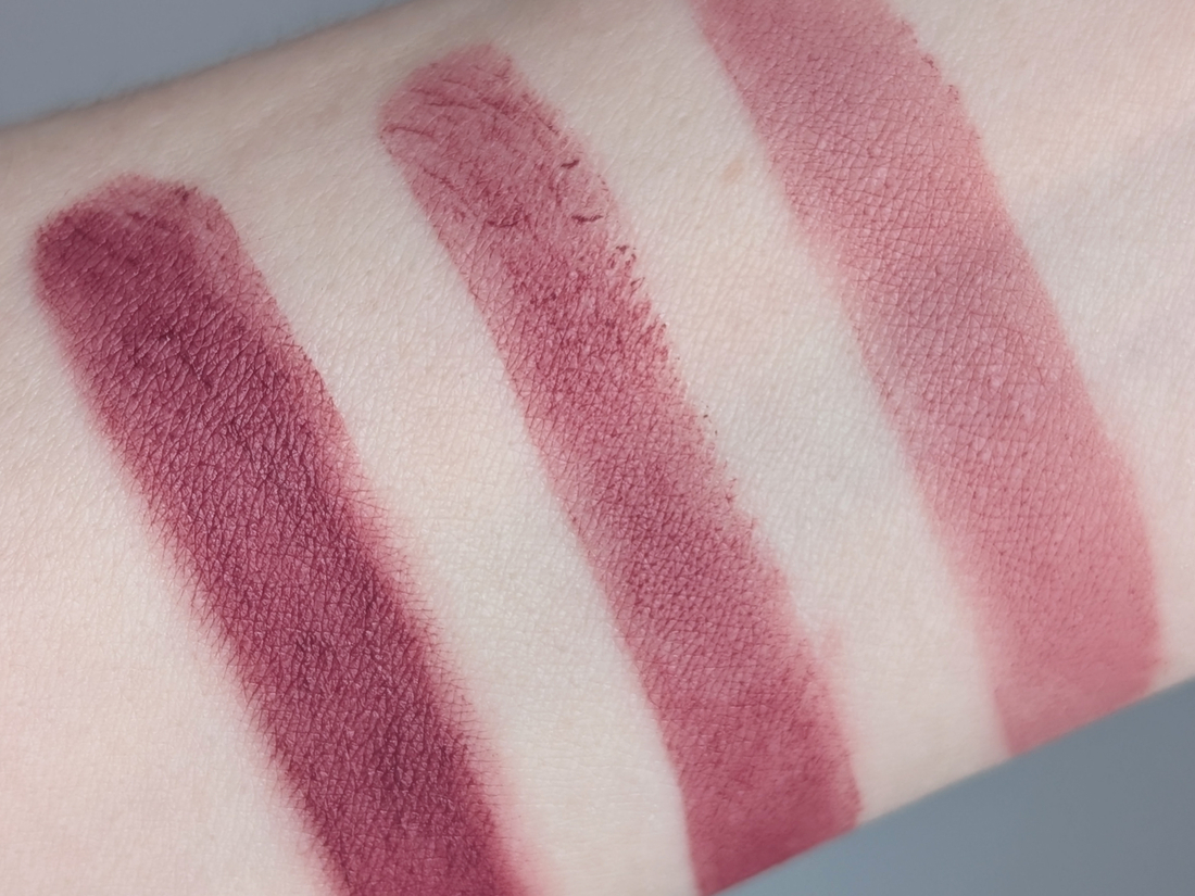 Laka Bulky Matte Lipstick 410 Bold Berry, несколько слоёв/1 слой/растушёвана, дневной свет