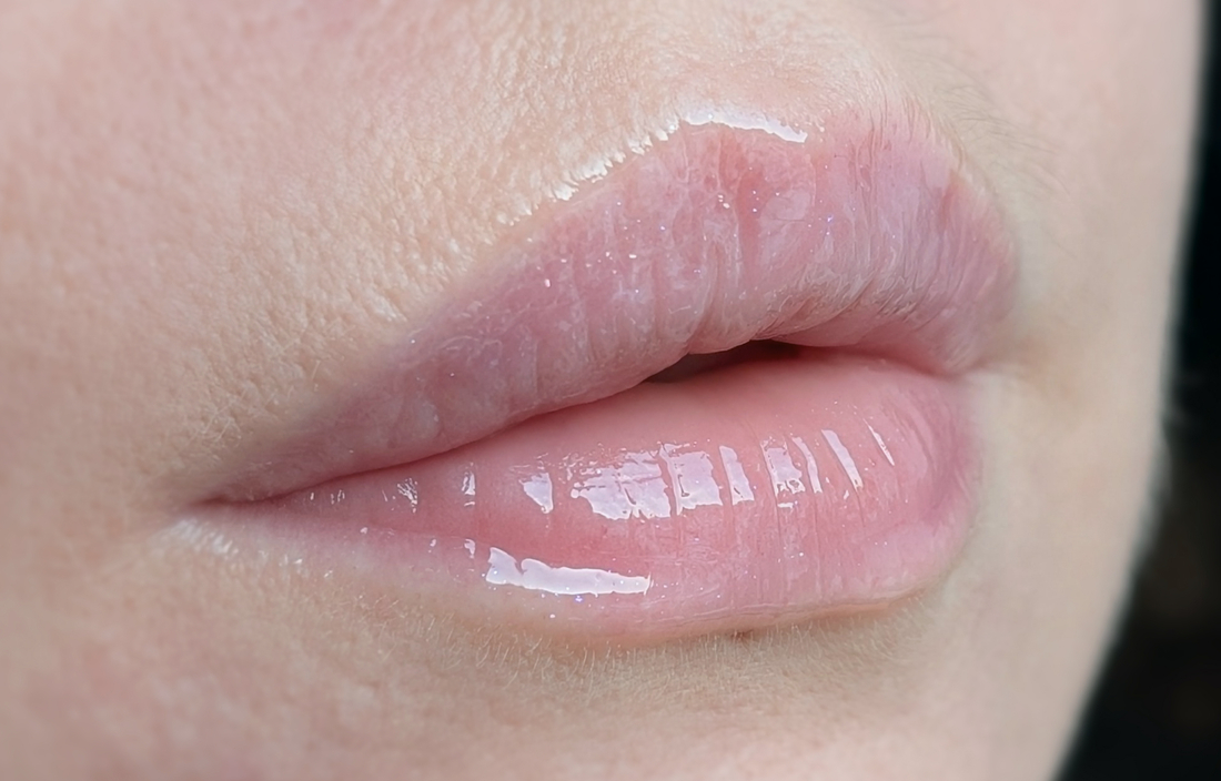 Более часа после нанесения, контур на месте