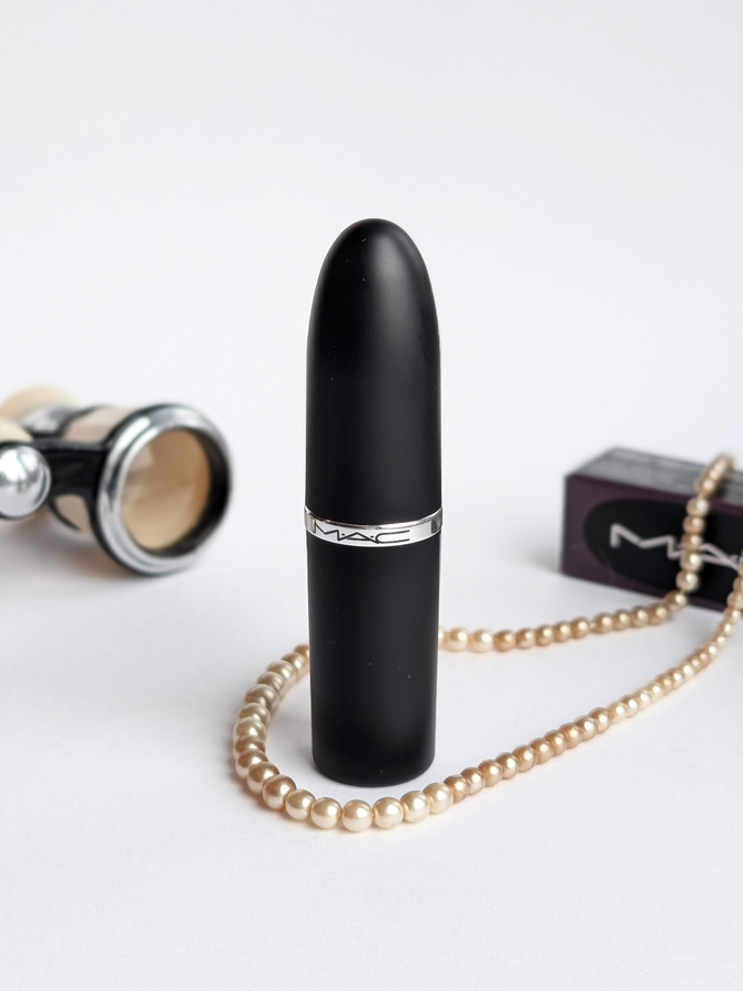 MAC Macximal Matte Lipstick 614 Smoked Purple