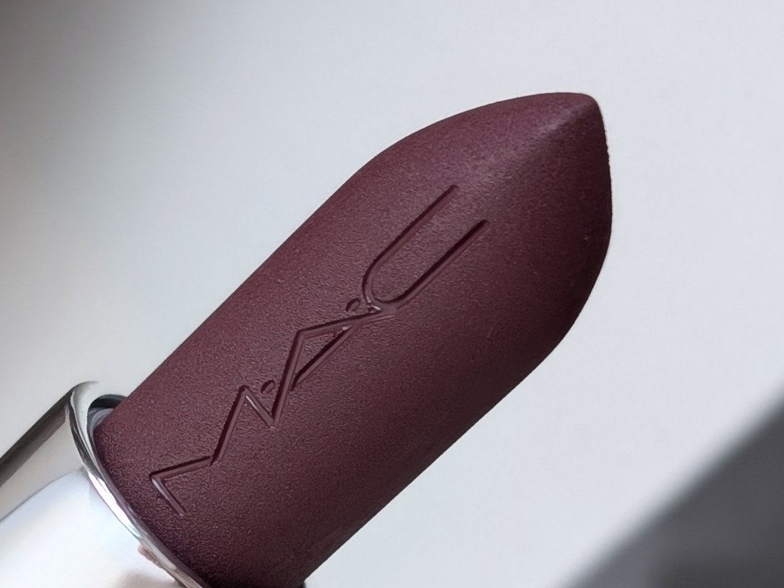 MAC Macximal Matte Lipstick 614 Smoked Purple