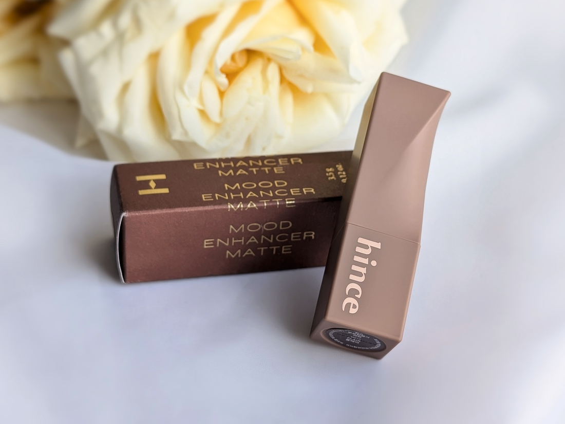 Hince Mood Enhancer Matte M010 Flair, дневной свет