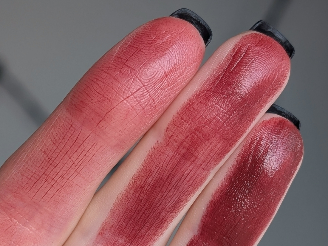 Hince Mood Enhancer Matte M010 Flair, дневной свет