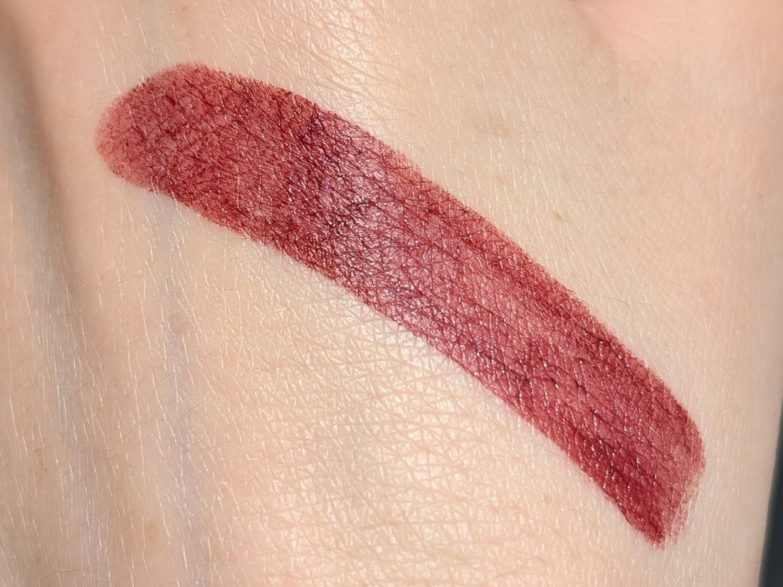 Hince Mood Enhancer Matte M010 Flair, 1 слой, солнце