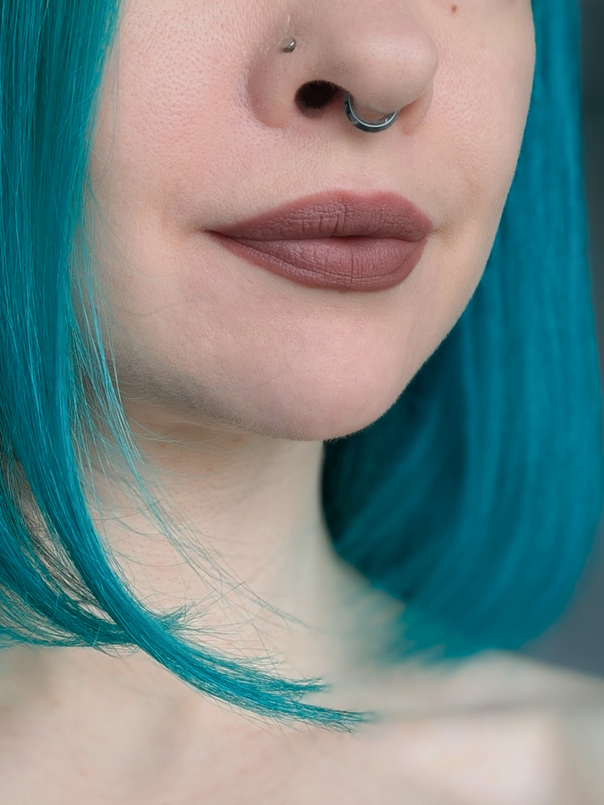 MAC Buffiest, один слой, дневной свет