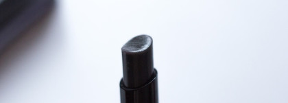 Моя волшебная черная Givenchy Rouge Interdit Vinyl #16 Noir Révélateur