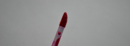 Korres Raspberry Liquid Lipstick - Жидкая губная помада 54 тон Fuchsia