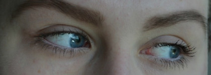 Сестрички Max Factor. Тушь для ресниц 2000 calorie curved brush volume & curl (black) +  masterpiece high definition mascara waterproof (black/brown)