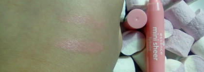 Полюбившаяся мне помада-бальзам Mini Sheer от Essence