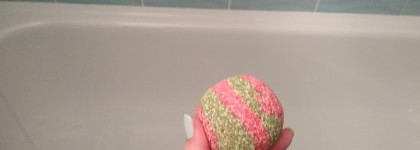 Освежающая бомбочка для ванны Organic Kitchen "Дьявол любит tomato"