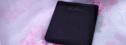 Новинка весны 2018 - Guerlain Палетка для стробинга Meteorites Heart Shape Strobing Pallette, Blush and Luminizer Powder