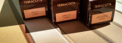 Guerlain Terracotta Summer 2018 блески для губ Kiss Delight Balm In Gloss