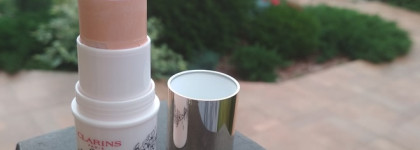 Кремовый хайлайтер Clarins Attrap Lumiere Catch Light Face Stick Highlighter. Весенняя лимитированная коллекция 2018