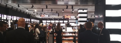 Открытие магазина Sephora в ТЦ Атриум