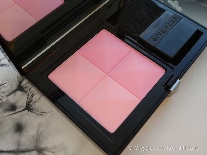 Givenchy Компактные двухцветные румяна Spring 2019 The Power Color Prisme Blush 02 Love