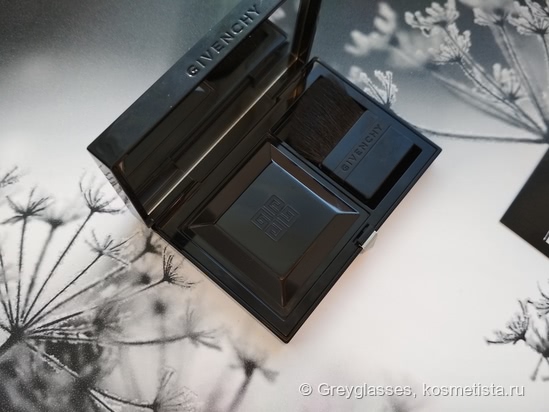 Givenchy Компактные двухцветные румяна Spring 2019 The Power Color Prisme Blush 02 Love