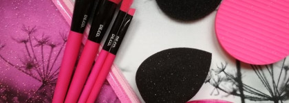 Коллекция аксессуаров для нанесения макияжа и очистки кистей DE.CO. Hot Pink