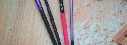 Моя Прелесть: DE.CO. кисть для подводки Pro angled liner. И ее сравнение с тремя аналогами