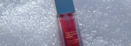 Clarins Lip Comfort Oil в пяти оттенках