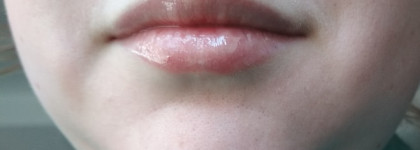 Clarins Lip Comfort Oil в пяти оттенках