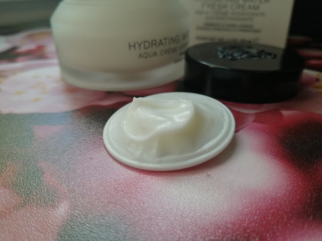 Новинка: Bobbi Brown Hydrating Water Fresh Cream