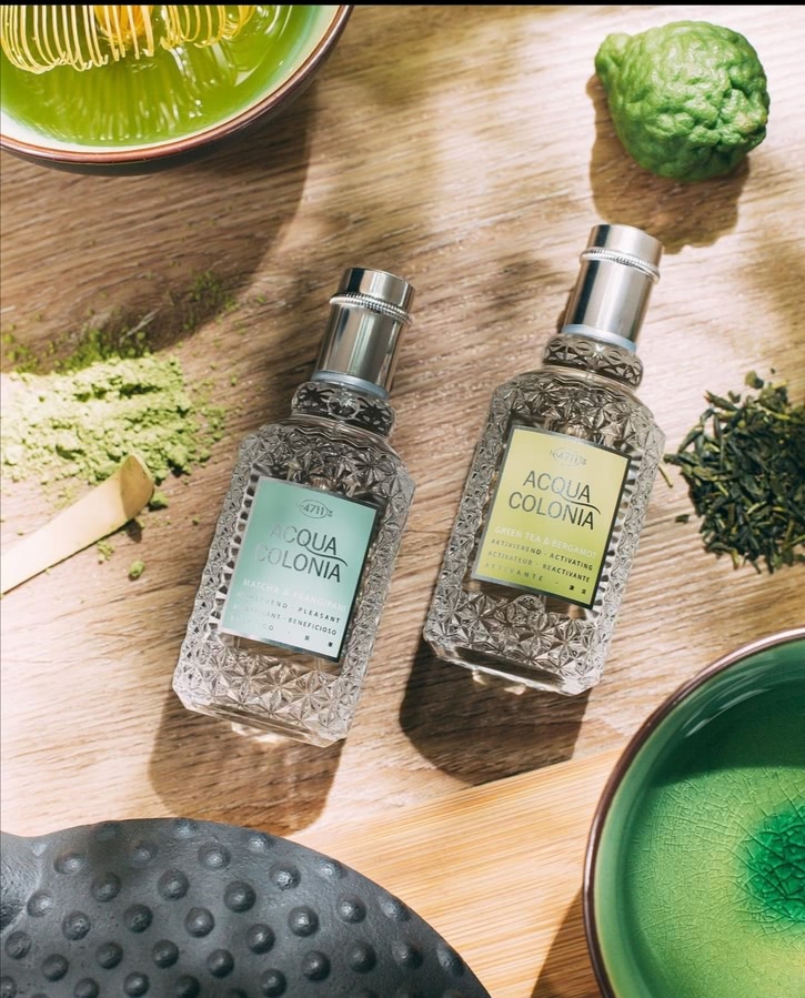 Фото из официального Инстаграм марки. справа Green Tea & Bergamot, слева Matcha & Frangipani