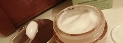 Clinique Moisture Surge Intense 72H Lipid-Replenishing Hydrator