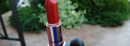 MAC Lipstick Cherry Blossom Moody Bloom (Matte)