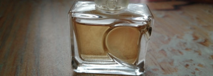 Коллекция парфюмерных миниатюр