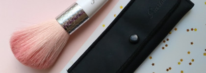 Зачем-то из люкса. Кисть для пудры Guerlain Meteorites Powder Brush 2017