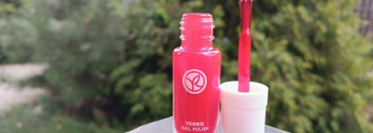 Палитра месяца. Yves Rocher nail polish лак для ногтей Go Green №23 Rouge Amaryllis