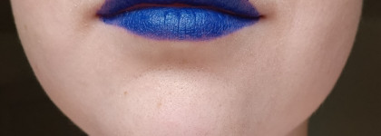 Палитра месяца. Синяя помада Kiko Milano Active Fluo Neon Lipstick №03 Vigorous Blue