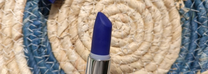 Палитра месяца. Синяя помада Kiko Milano Active Fluo Neon Lipstick №03 Vigorous Blue