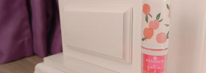 Дешево и хорошо? Essence блески из коллекции Got A Crush On Apricots