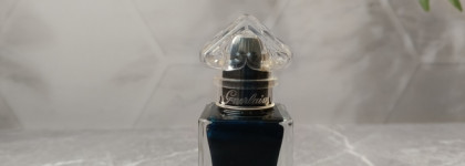 Guerlain Day. Guerlain La Petite Robe Noire Nail Colour №004 Jagua Ink